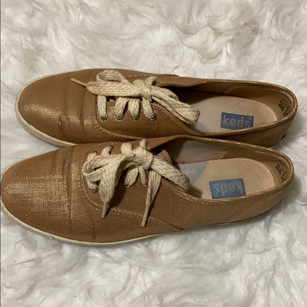 Metallic Gold Keds in 6.5 - Picture 2 of 6